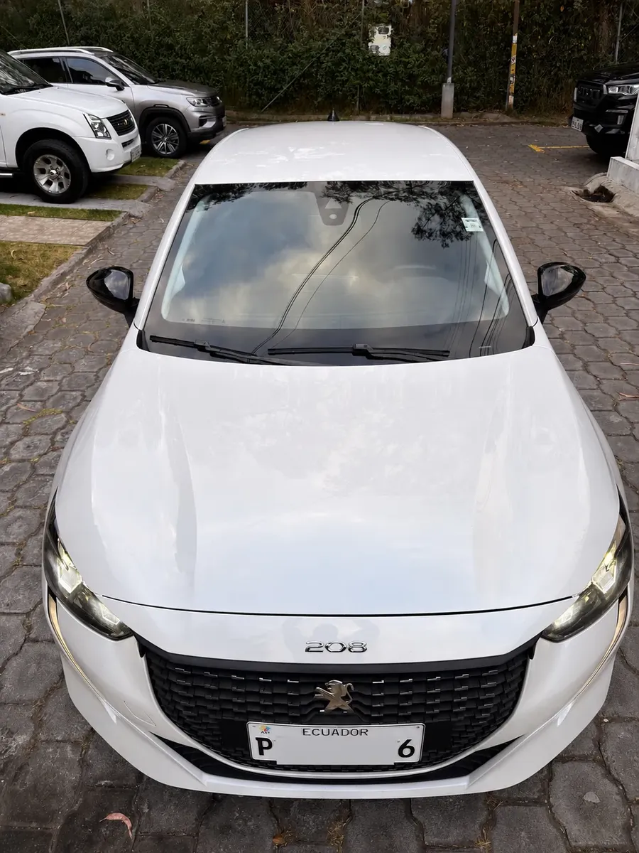 
								Peugeot 208 2022 1.2 Manual Direct Sale One Owner full									