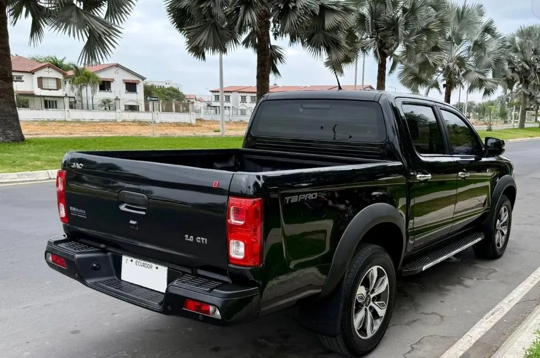 
								Jac T8 En Buen Estado Al Contado full									