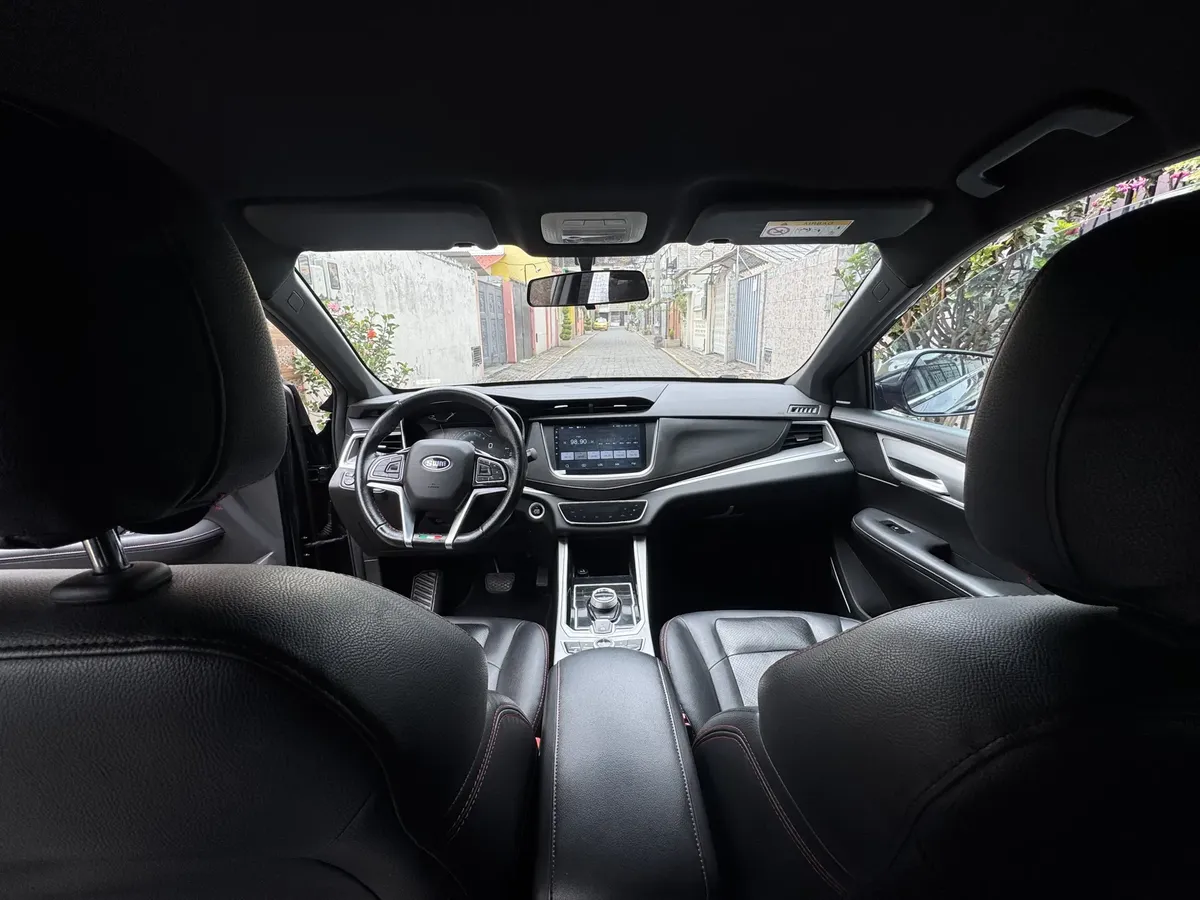 
								SWM G01F 2025 SUV: 1.5 Turbo Automatic, Spacious and Sporty full									